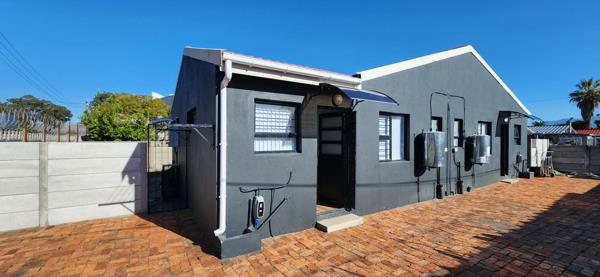 1 Bedroom Garden Cottage