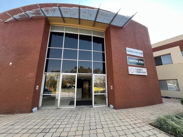 120  m² Commercial space