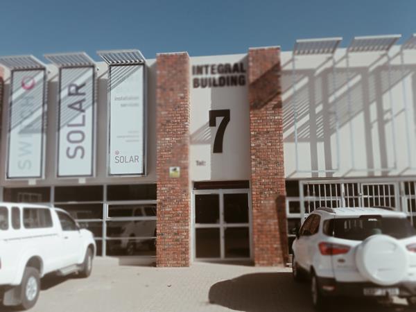 186  m² Commercial space