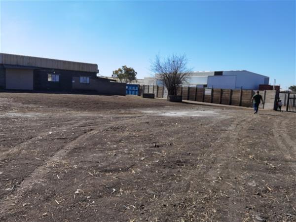 1 000  m² Industrial space