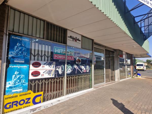 345  m² Commercial space