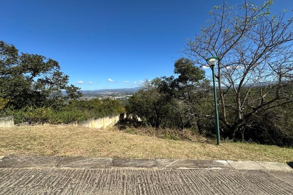 1 467 m² Land