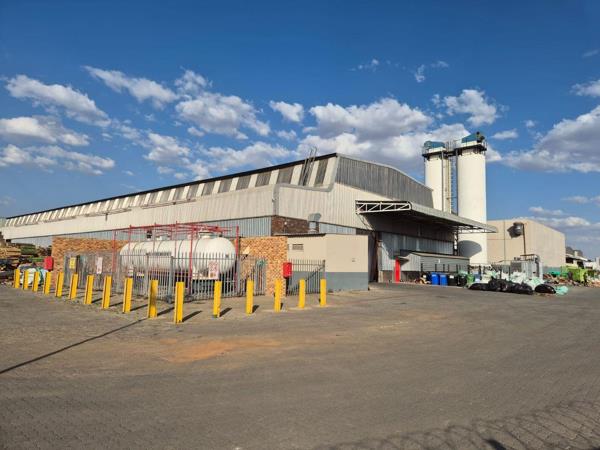 14 500  m² Industrial space