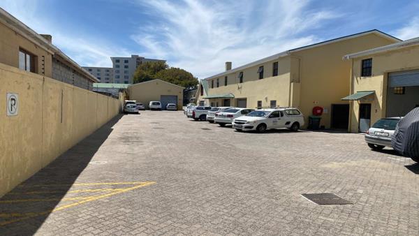 254  m² Industrial space