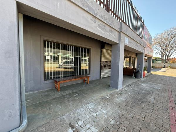 220  m² Commercial space