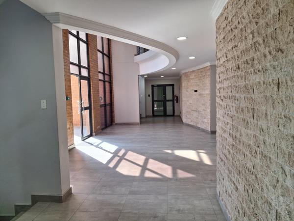 99  m² Commercial space