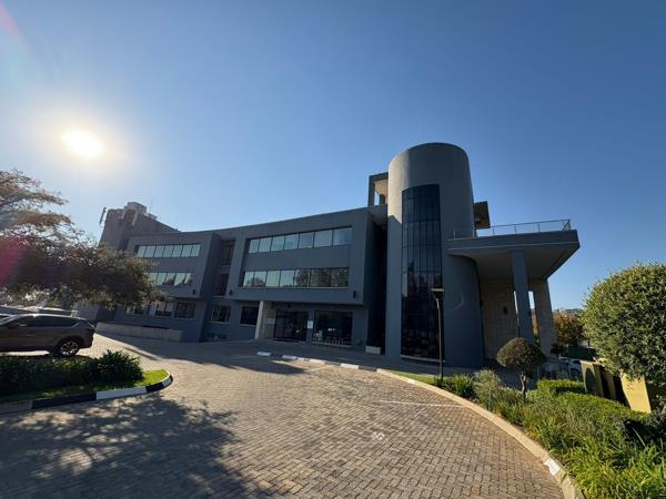 30  m² Commercial space