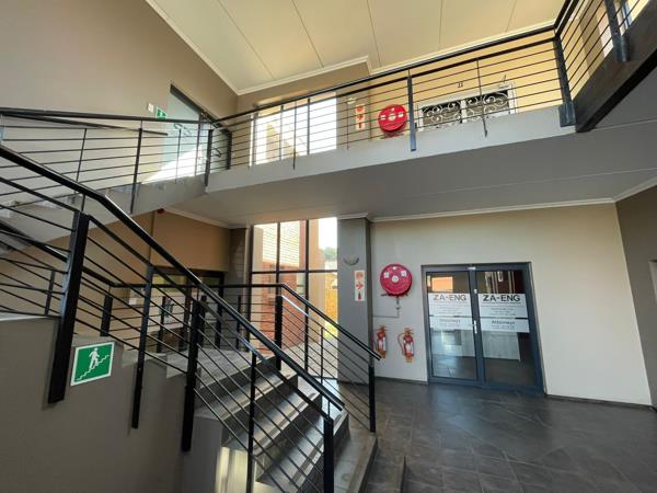 104  m² Commercial space