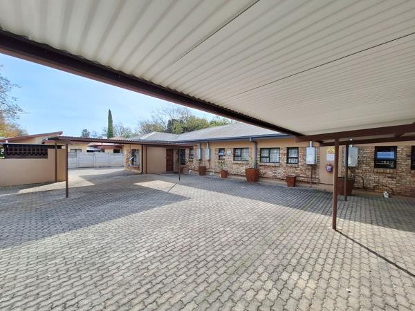 30 Bedroom House