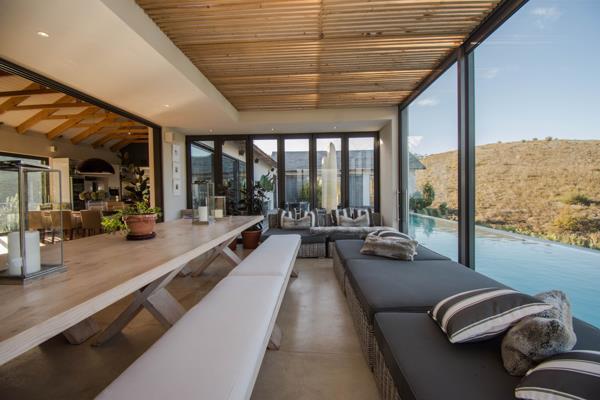 9.1 ha Farm with House