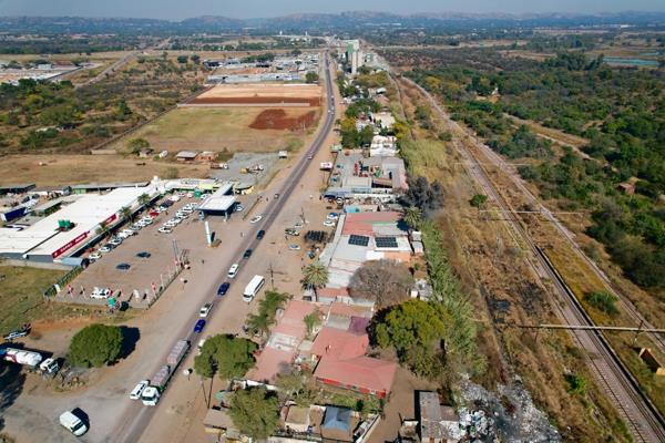 7 112  m² Retail Space