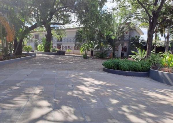 2 500 m² Commercial space