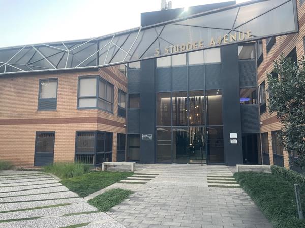 118  m² Commercial space