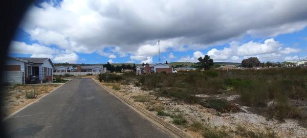 225 m² Land