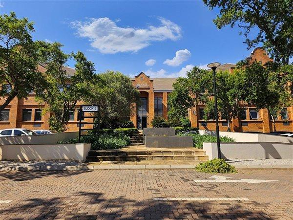 200  m² Commercial space