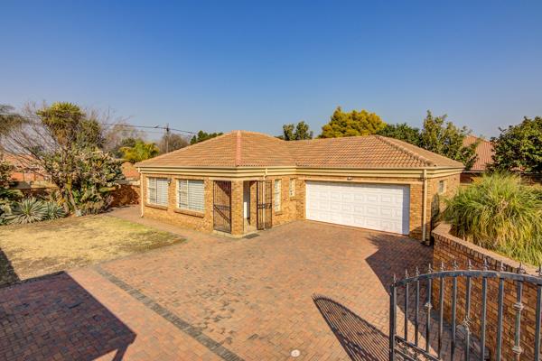 5 Bedroom House