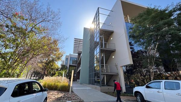 51  m² Commercial space