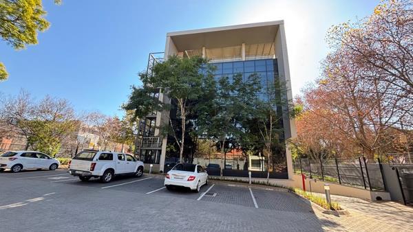 71  m² Commercial space