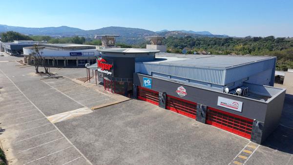 182 m² Retail Space