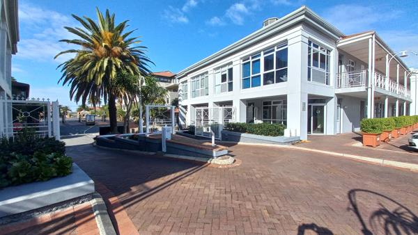 97  m² Commercial space