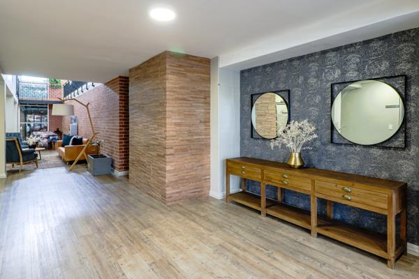 2 373 m² Commercial space