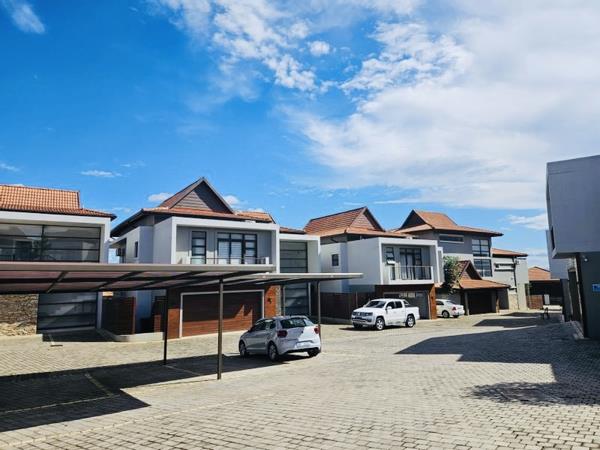 4 Bedroom Duplex