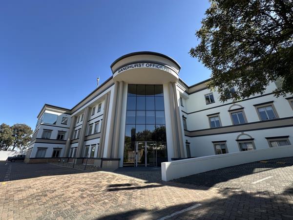 141  m² Commercial space