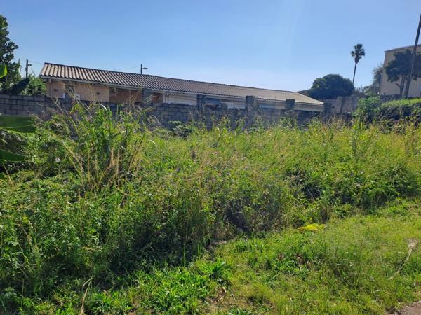 370 m² Land