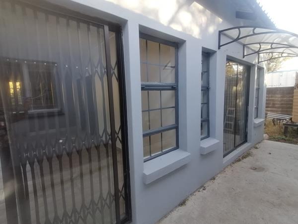 1 Bedroom Garden Cottage