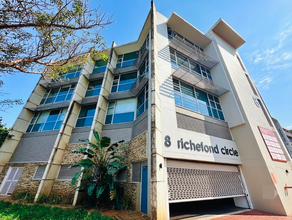 177 m² Commercial space