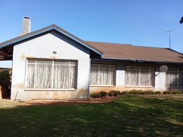 2.1 ha Smallholding