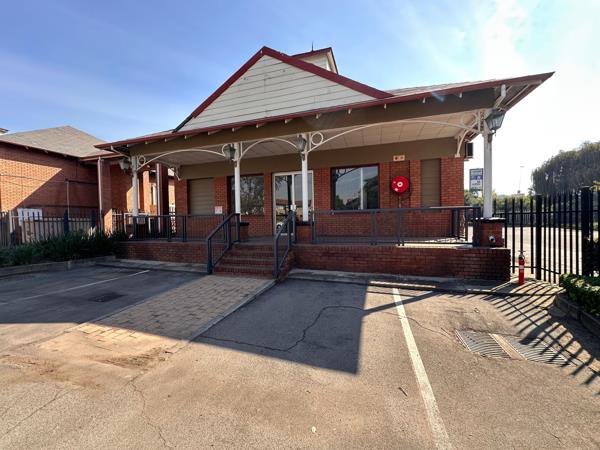 190  m² Commercial space