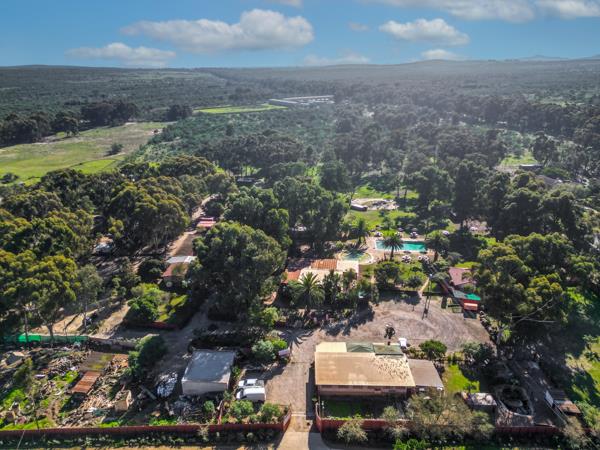 42 857  m² Commercial space