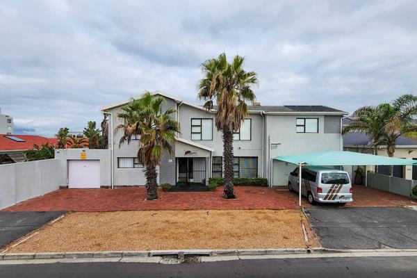 11 Bedroom House