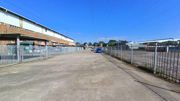 242  m² Industrial space