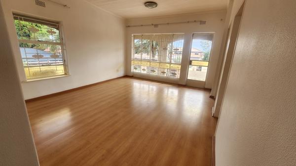 100  m² Commercial space