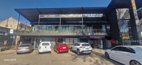 100  m² Commercial space