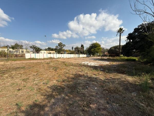 2 186 m² Land