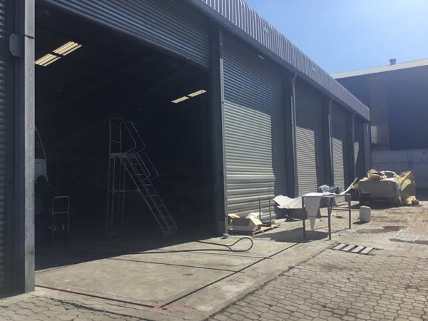 1 000  m² Industrial space