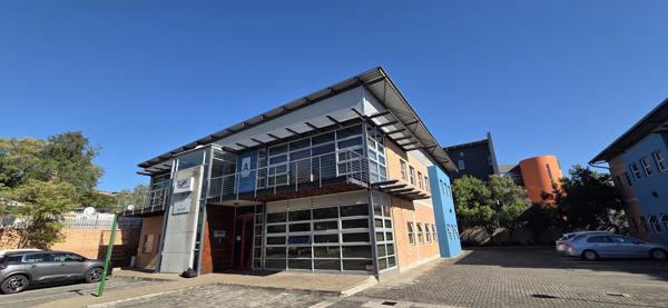 400 m² Commercial space