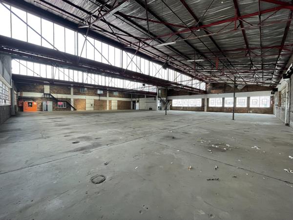 1 554  m² Industrial space