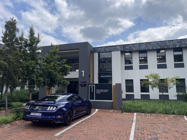 346  m² Commercial space