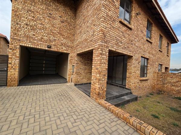 3 Bedroom Townhouse