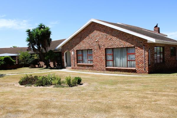 5 Bedroom House