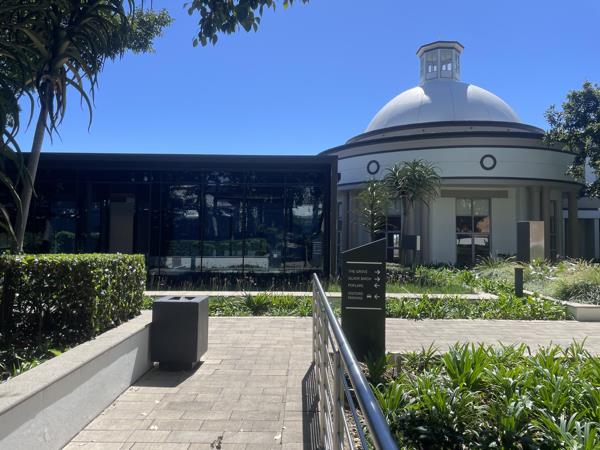 450  m² Commercial space