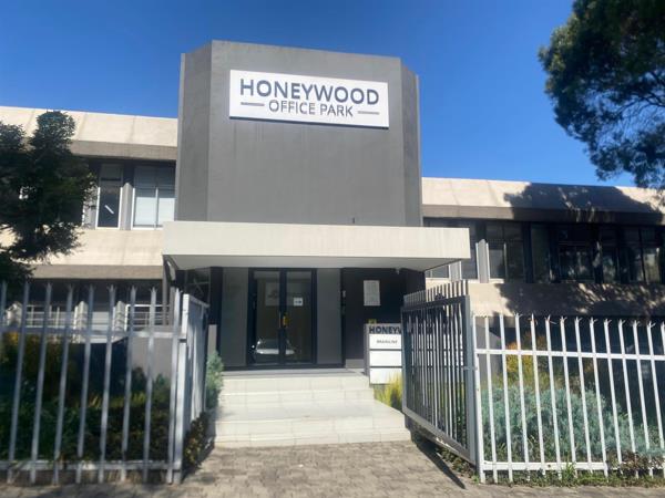 260  m² Office Space