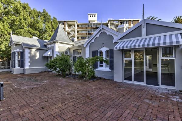 30  m² Commercial space