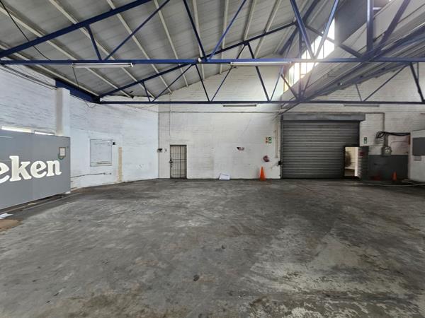 605  m² Industrial space