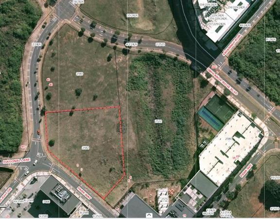 4 831 m² Land