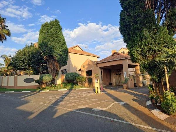 2 Bedroom Townhouse